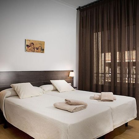 Classbedroom Gaudi Apartments Barcelona Pokój zdjęcie