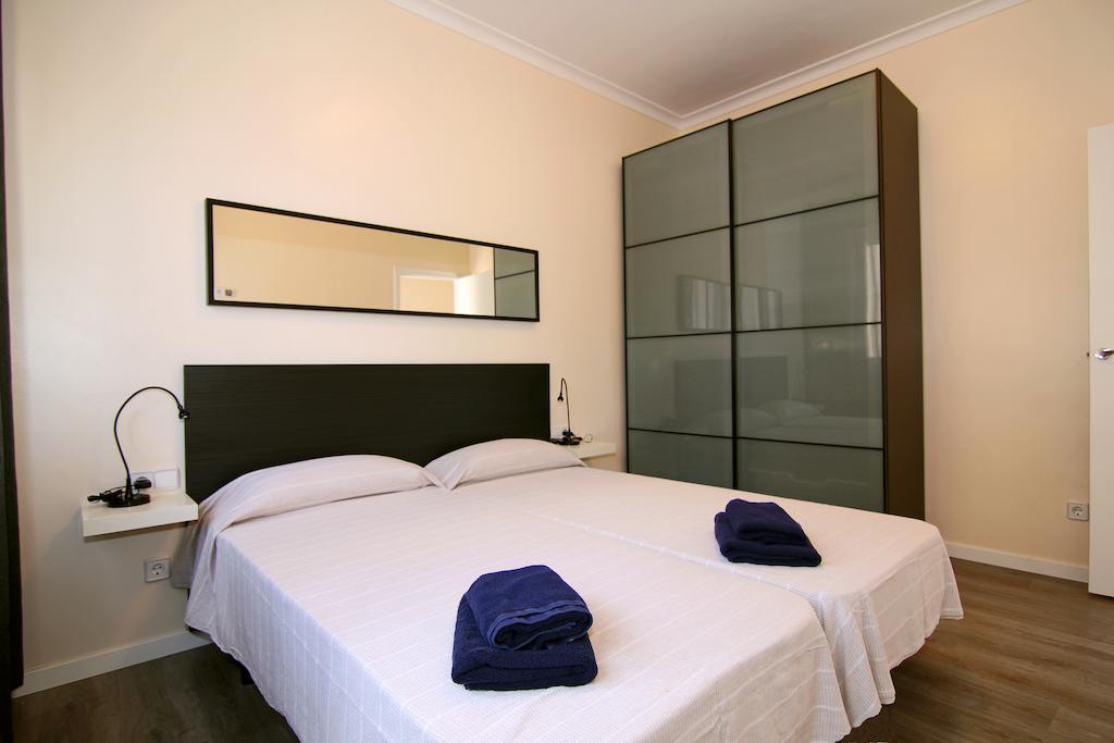 Classbedroom Gaudi Apartments Barcelona Pokój zdjęcie